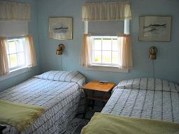 Twin Bedroom