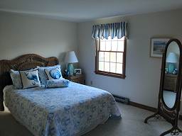Downstairs Queen Bedroom