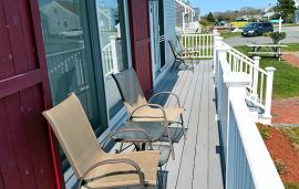 Master Bedroom Sitting Area & Deck