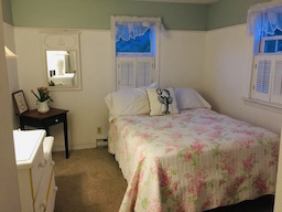Queen Bedroom