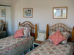 Twin Bedroom #1