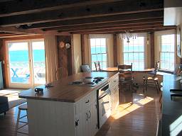Kitchen & Dining Area